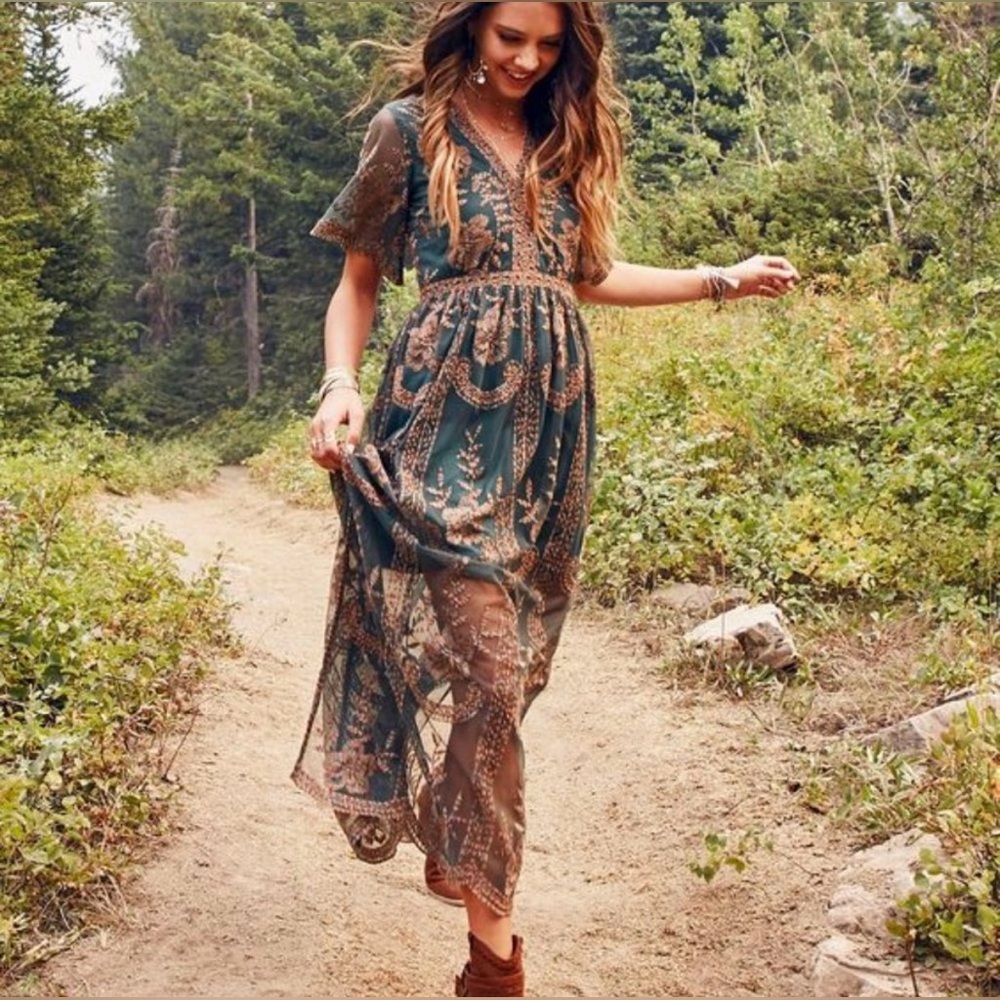 Altar’d State Catania Maxi Dress for sale! 👗🔥